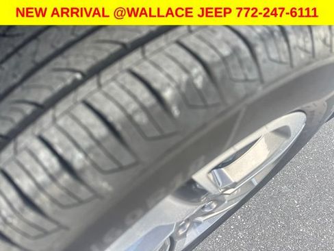 Used 2021 GMC Terrain SLT FWD image 6