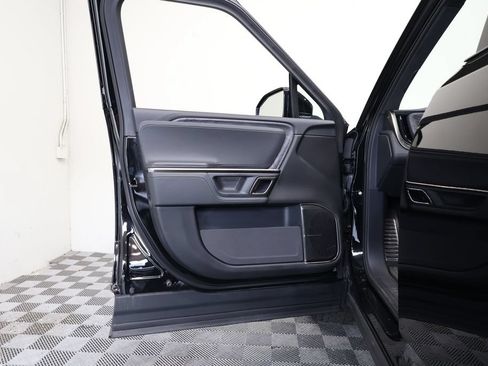 Used 2022 Rivian R1S Launch Edition AWD/4WD image 17
