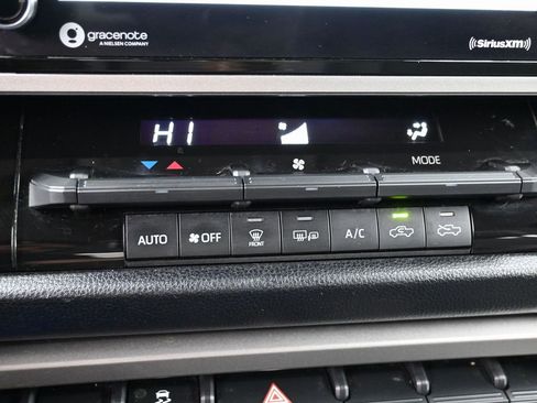 Used 2022 Toyota Tundra SR5 image 26