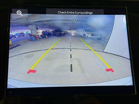 Used 2023 Jeep Grand Cherokee Laredo image 14