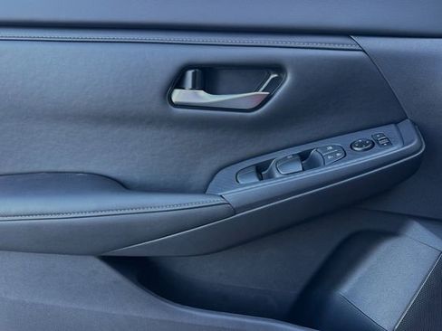 New 2025 Nissan Sentra SV image 11