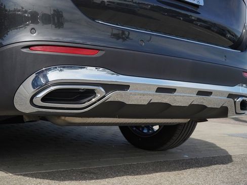 New 2026 Mercedes-Benz GLC 300 image 14