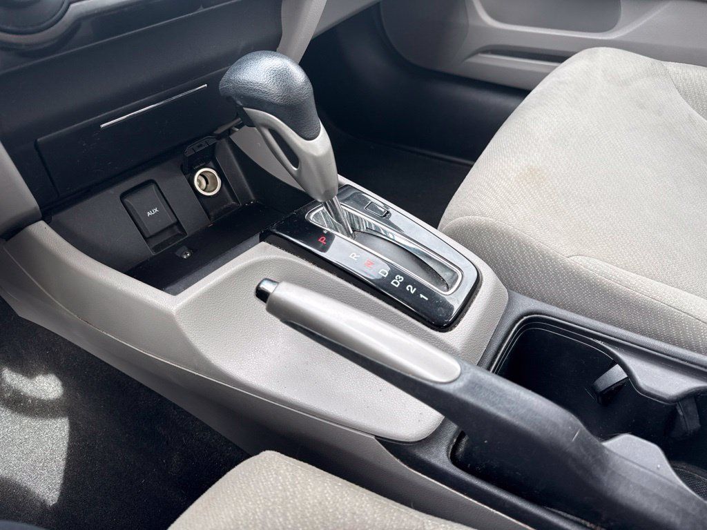 Used 2013 Honda Civic LX image 13