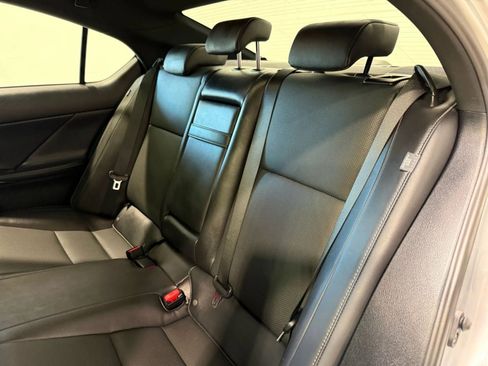 Used 2021 Lexus IS 300 image 25