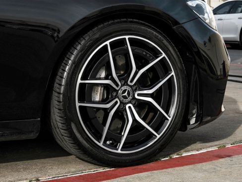 Used 2022 Mercedes-Benz E 350 Sedan image 59