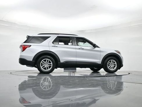 New 2026 Ford Explorer Active image 31