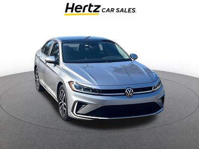 Used 2025 Volkswagen Jetta SE