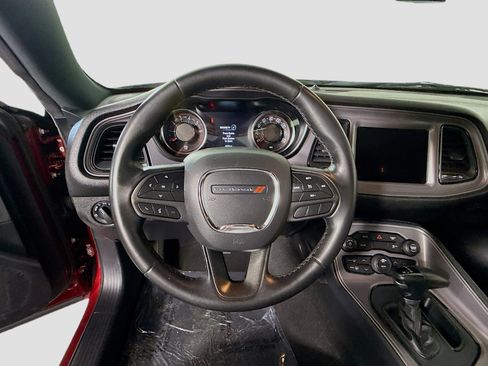 Used 2023 Dodge Challenger SXT image 13