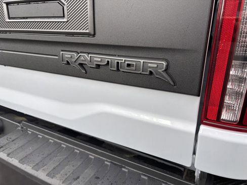 Used 2025 Ford F150 Raptor AWD/4WD image 12