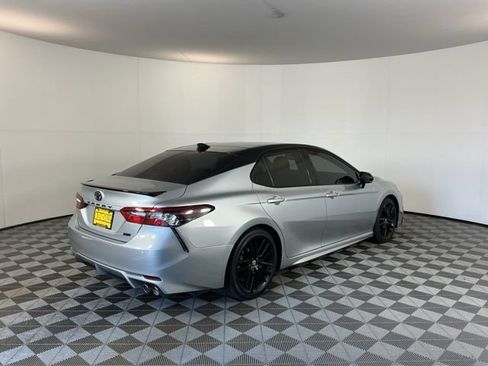 Used 2022 Toyota Camry XSE w/ Navigation Package FWD image 5