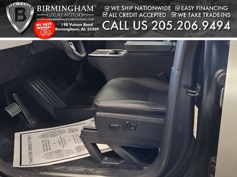 Used 2024 Tesla Cybertruck AWD Crew Cab image 2