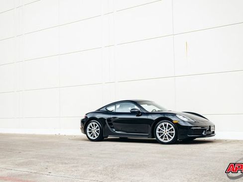 Used 2017 Porsche 718 Cayman image 36