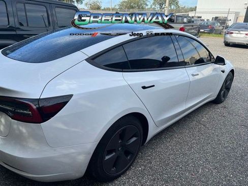 Used 2021 Tesla Model 3 Standard Range Plus RWD image 4