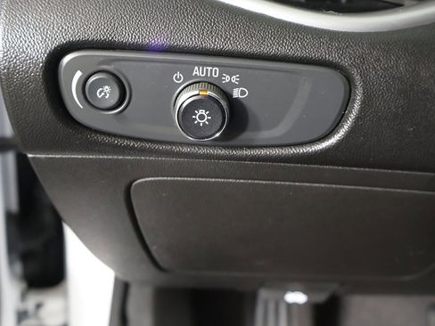 Used 2024 Chevrolet Malibu LT image 31