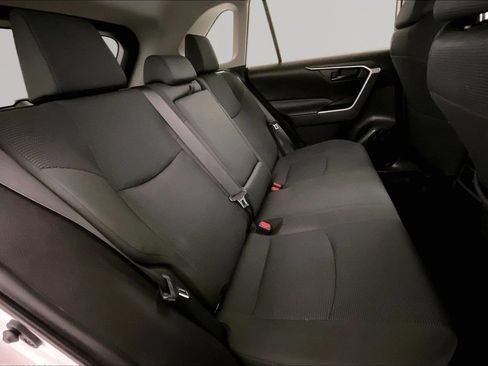 Used 2024 Toyota RAV4 LE AWD/4WD image 18