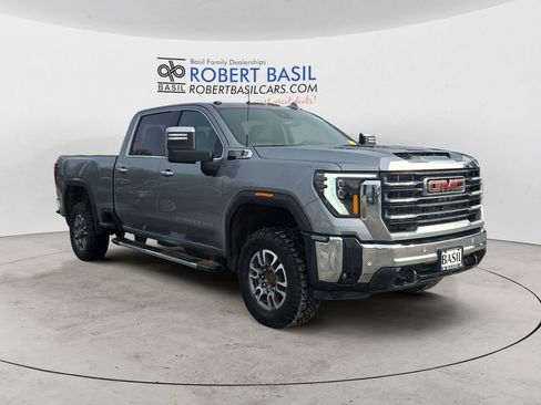 Used 2024 GMC Sierra 2500 SLT w/ SLT Premium Package image 7