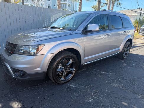 Used 2018 Dodge Journey Crossroad AWD/4WD image 12