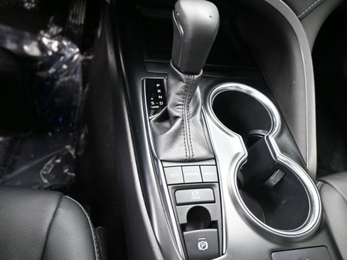 Used 2019 Toyota Camry XSE image 15