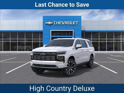 New 2025 Chevrolet Suburban High Country AWD/4WD image 9