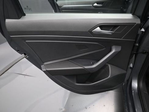 Used 2023 Volkswagen Jetta SE w/ Panoramic Sunroof Package FWD image 29