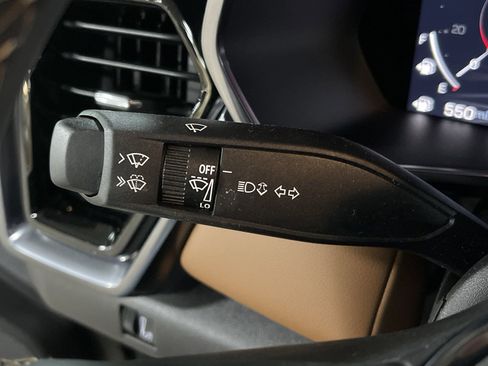 Used 2024 GMC Canyon AT4 w/ Technology Package image 22