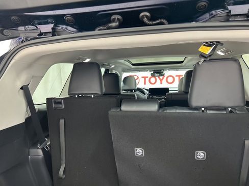 Used 2026 Toyota Grand Highlander AWD image 16