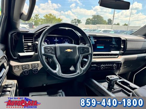 Used 2023 Chevrolet Silverado 1500 LTZ AWD/4WD image 31