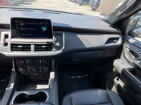 Used 2024 Chevrolet Tahoe LT RWD image 17