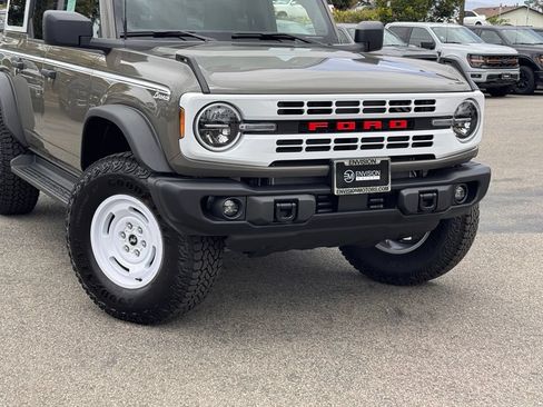 New 2026 Ford Bronco Heritage Edition AWD/4WD image 4
