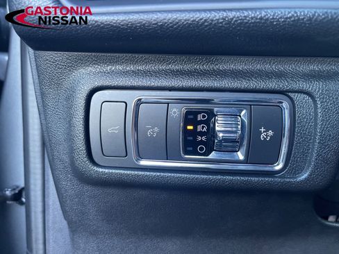 Used 2022 Lincoln Corsair AWD w/ Premium Package image 52