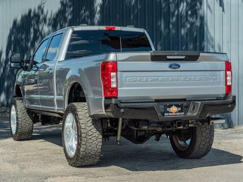 Used 2022 Ford F250 Lariat w/ Chrome Package AWD/4WD image 4