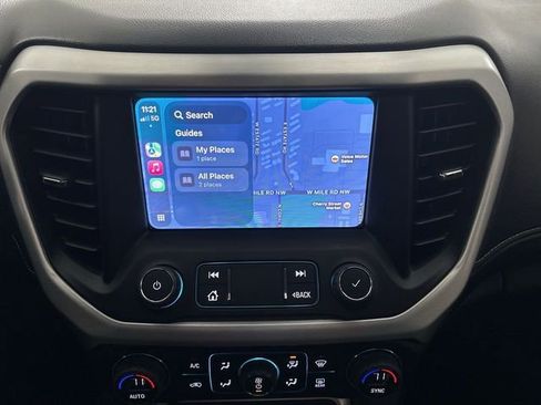 Used 2023 GMC Acadia SLE image 38