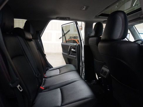 Used 2019 Toyota 4Runner TRD Off-Road Premium image 13