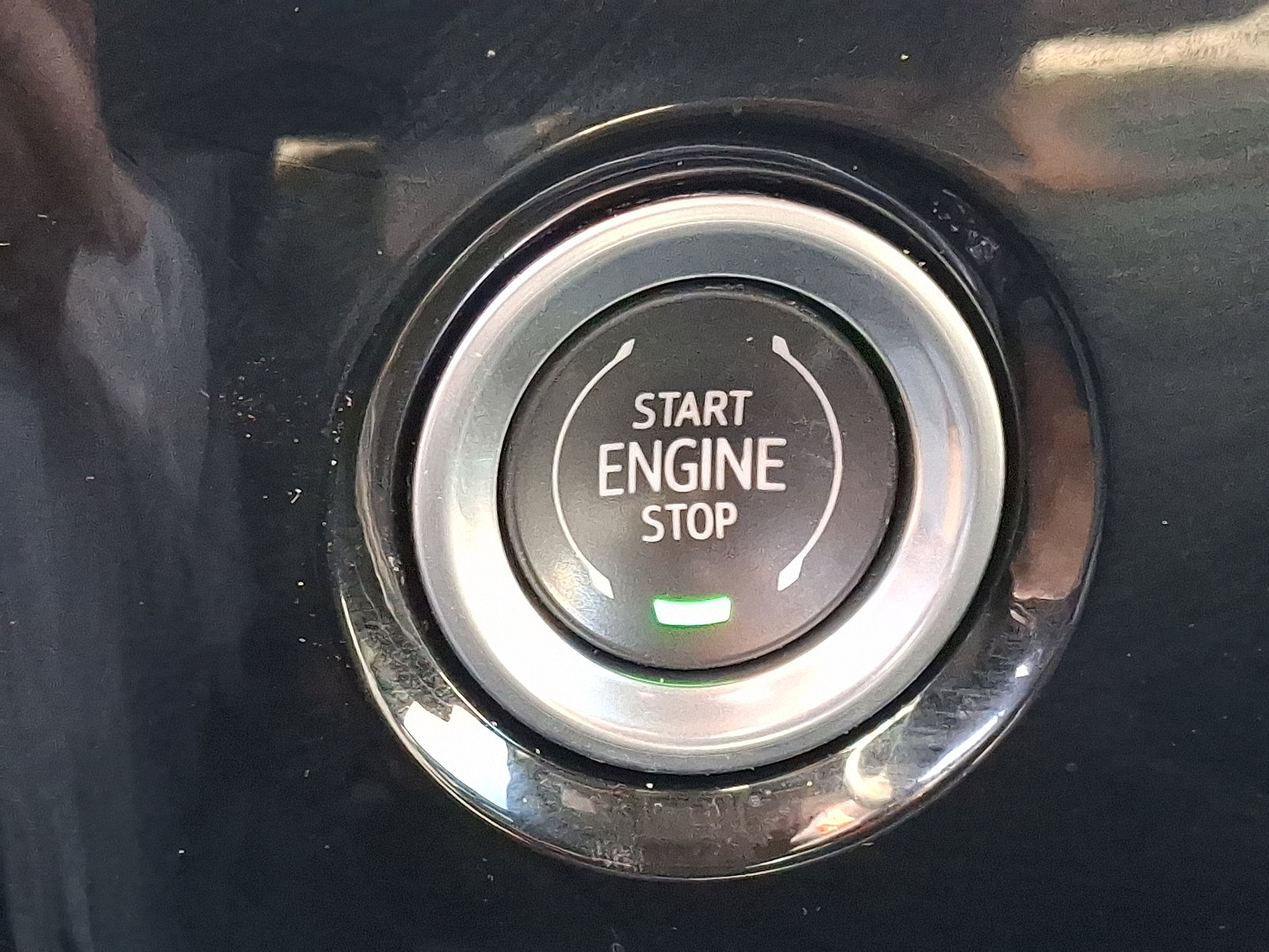 Used 2023 Chevrolet Silverado 1500 LT AWD/4WD image 24