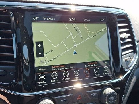 Certified 2020 Jeep Grand Cherokee Laredo w/ Laredo X Package AWD/4WD image 22