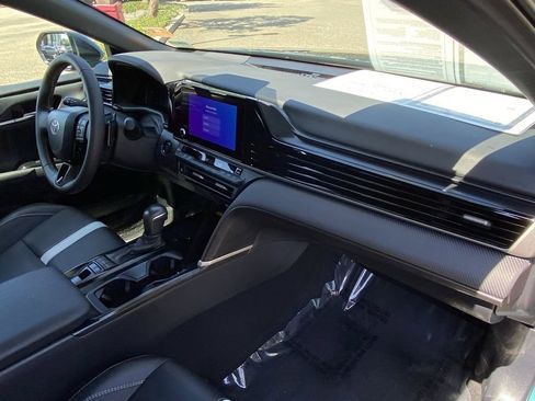 Certified 2025 Toyota Camry SE image 18