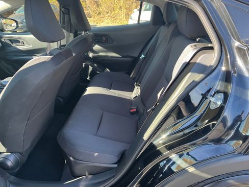 Used 2025 Toyota Prius LE image 20