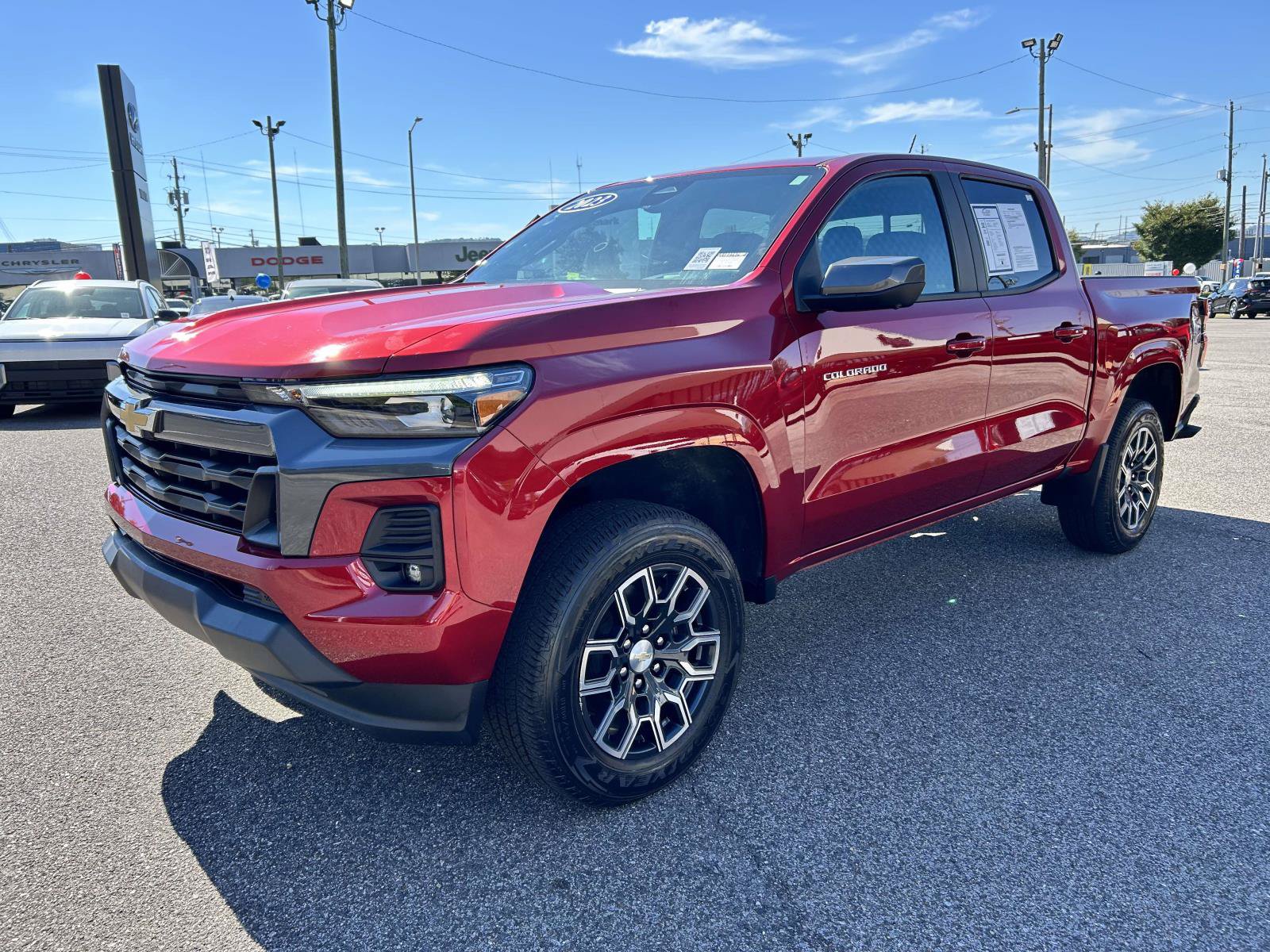 Used 2023 Chevrolet Colorado LT w/ LT Convenience Package III RWD image 5