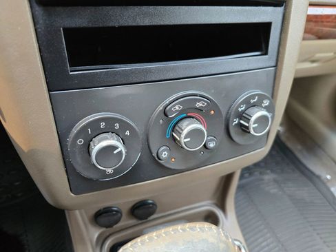 Used 2007 Chevrolet Malibu LT image 25