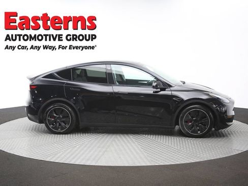 Used 2023 Tesla Model Y Performance AWD/4WD image 42