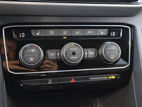 Used 2023 Volkswagen Atlas Cross Sport SE w/ Black Wheel Package image 25