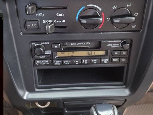 Used 1999 Toyota 4Runner SR5 AWD/4WD image 13