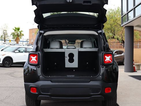 Used 2022 Jeep Renegade Limited AWD/4WD image 22