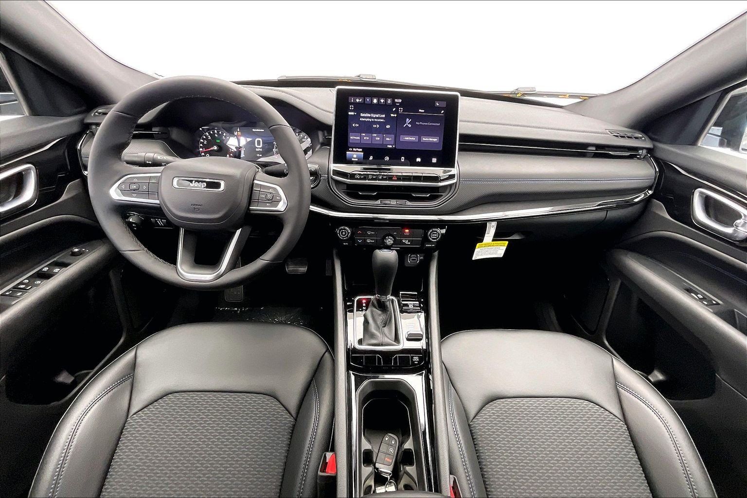 New 2026 Jeep Compass Latitude AWD/4WD image 5