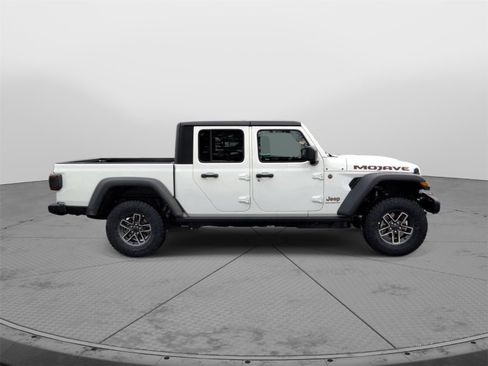 New 2026 Jeep Gladiator Mojave image 6