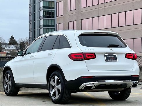 Certified 2022 Mercedes-Benz GLC 300 4MATIC image 5