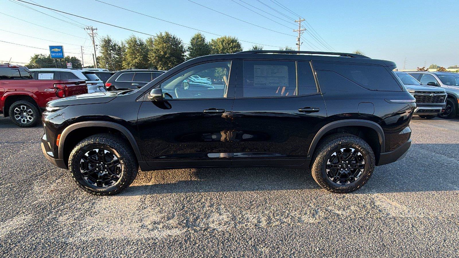 New 2027 Chevrolet Traverse Z71 w/ Driver Confidence Package AWD/4WD image 10