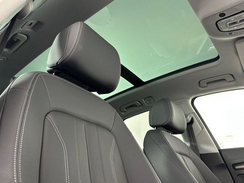 Used 2023 Audi Q5 2.0T Premium w/ Convenience Package image 16