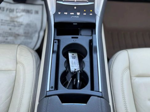 Used 2015 Lincoln MKZ AWD w/ Equipment Group 101A Select image 24