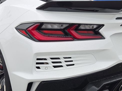 New 2025 Chevrolet Corvette Z06 image 28